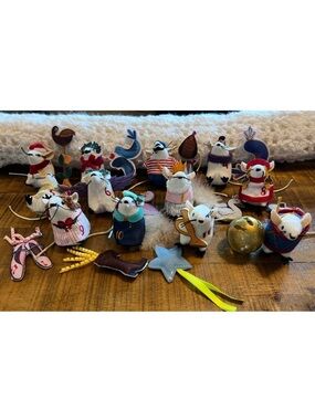 Merry Makings 12 Mice of Christmas Cat Toy Set